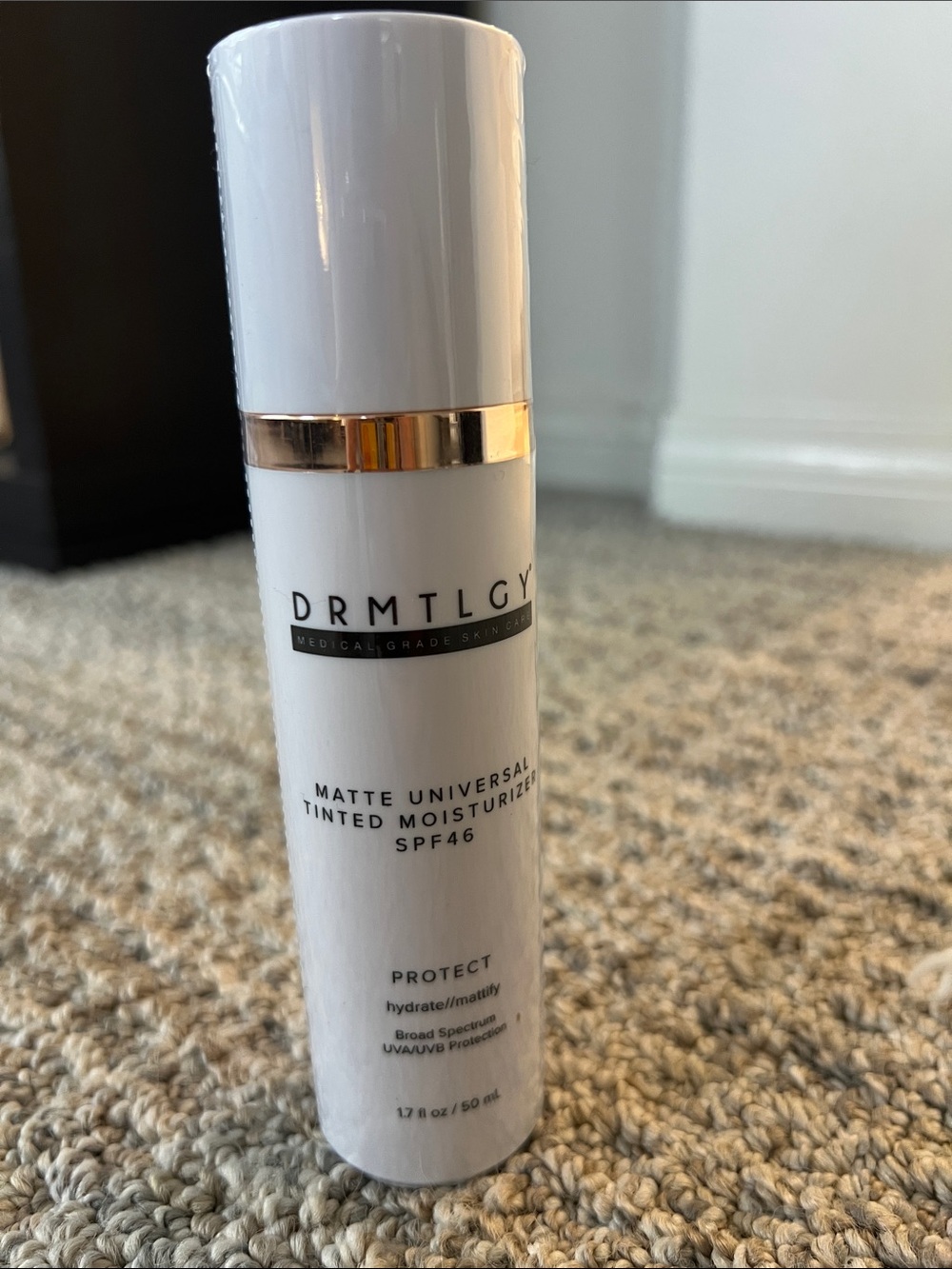 DRMTLGY Matte Universal Tinted Moisturizer SPF46